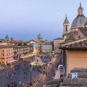Apartment Presidential Penthouse Navona, Rome